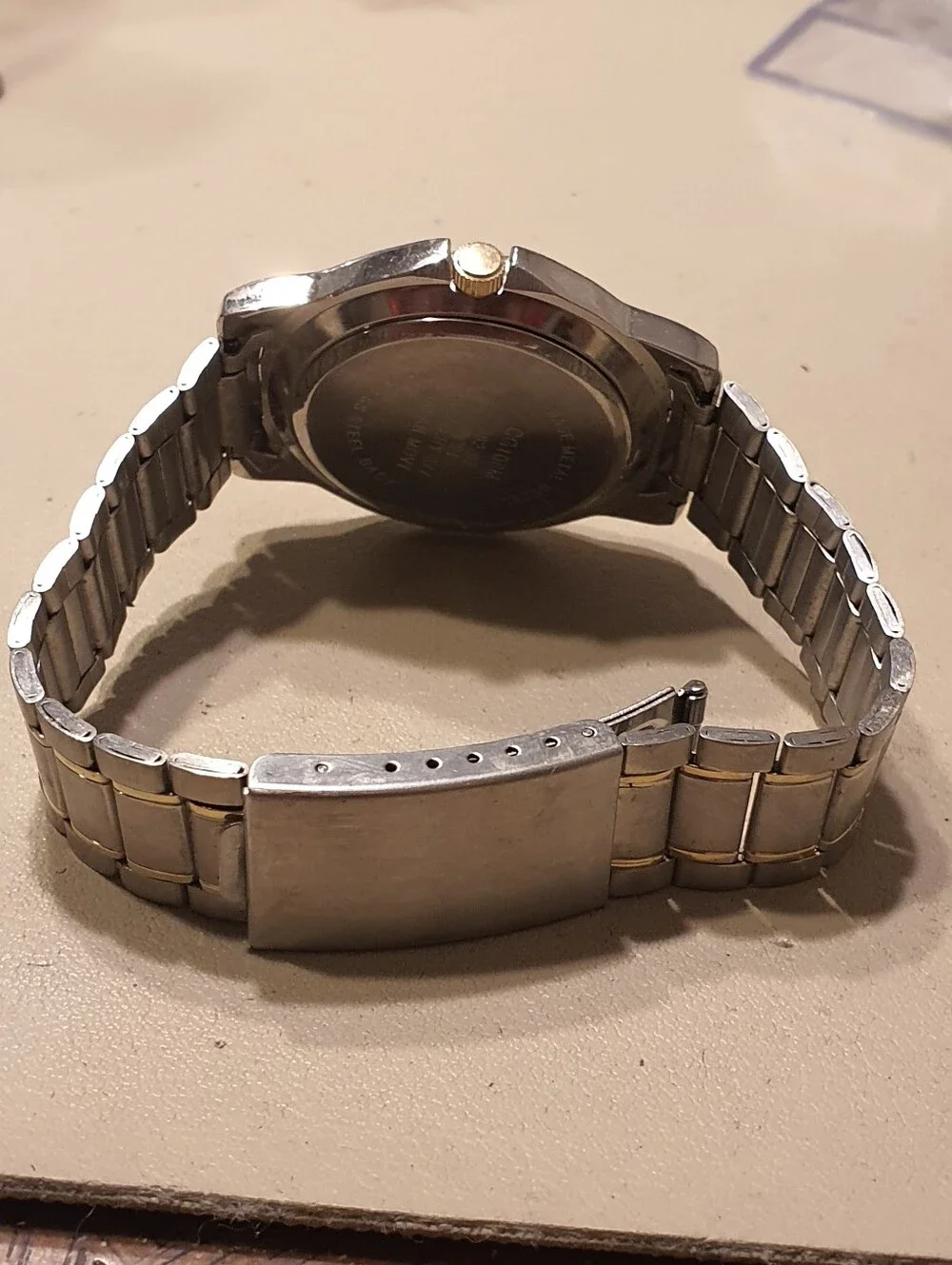 10/$20 CG Quartz Silver/Goldtone Stainless Steel Men's Watch